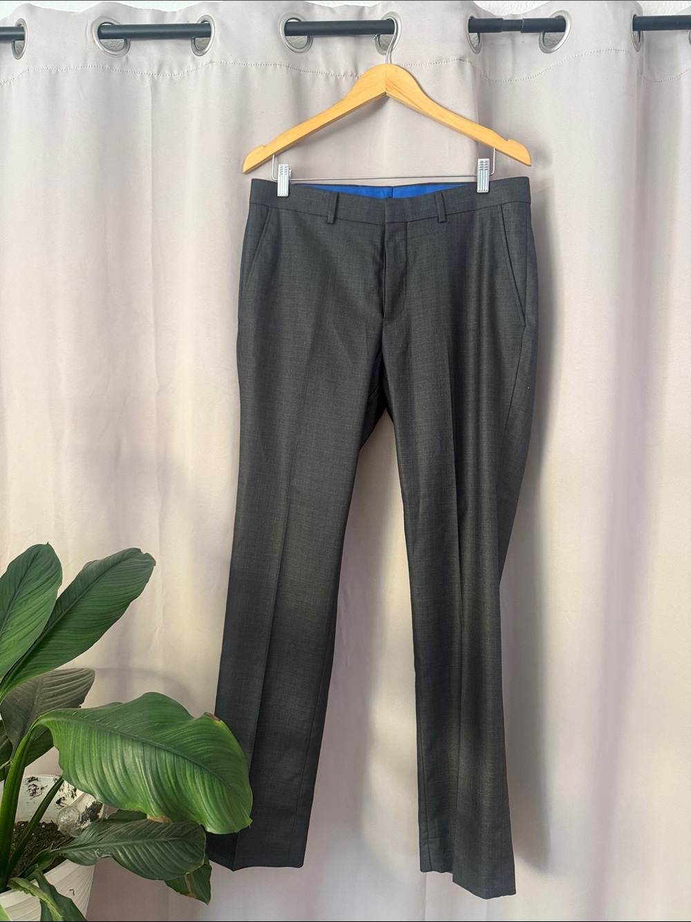 Kenneth Cole Reaction Grey Dress Pants with Blue Waistband Accent